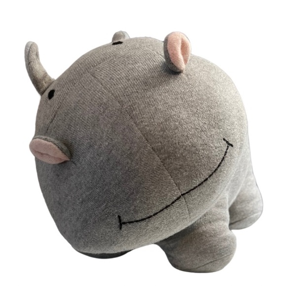 Queenwest trading co gray Rino - Picture 3 of 9